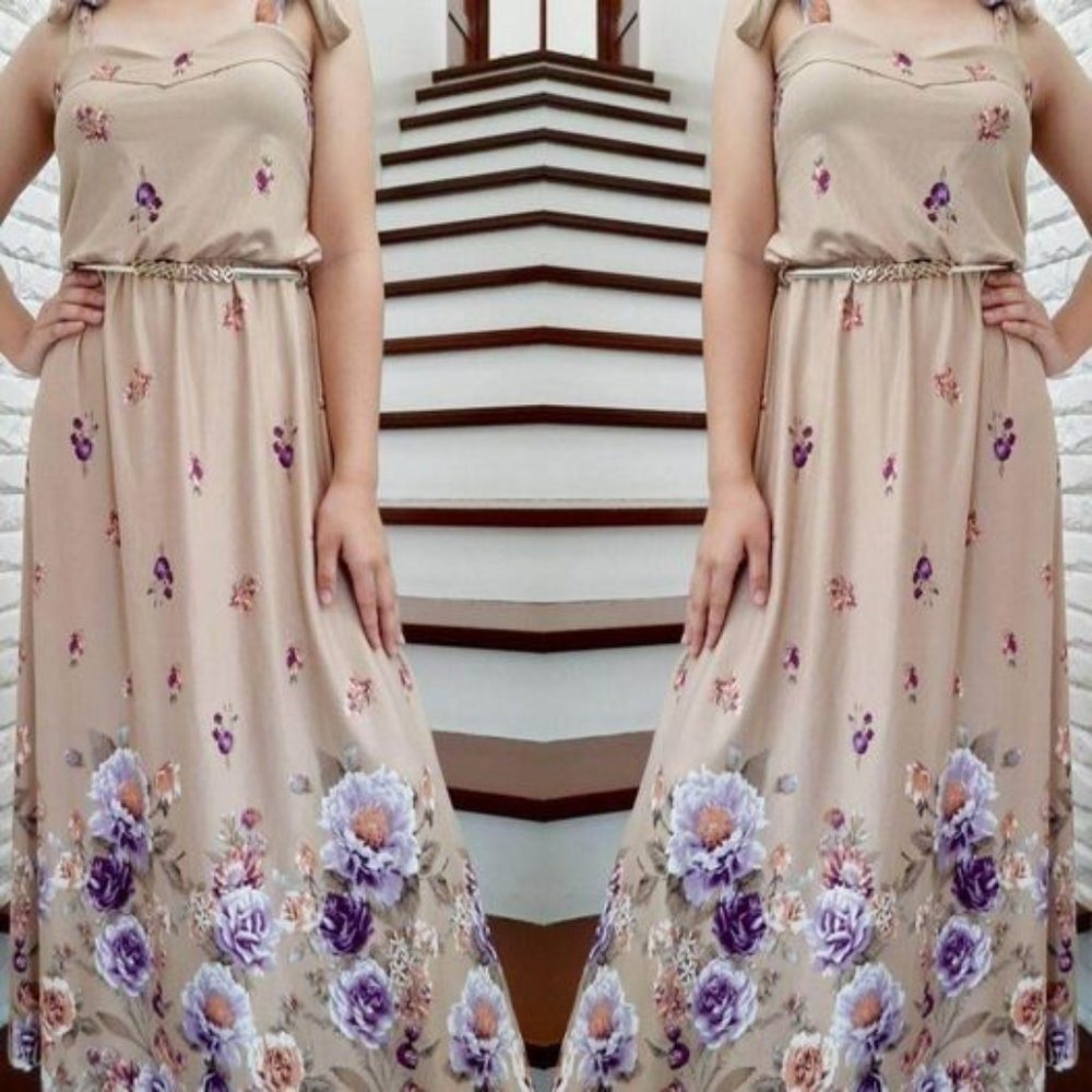 Moving Sale ✨ NEW!!  One Size Fits Most Mocha Floral Maxi Dress
